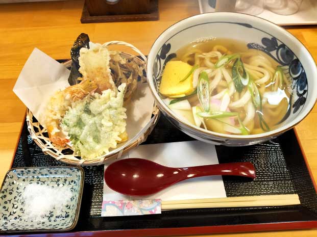 自家製麺「源平うどん」さん　天ぷらうどん定食