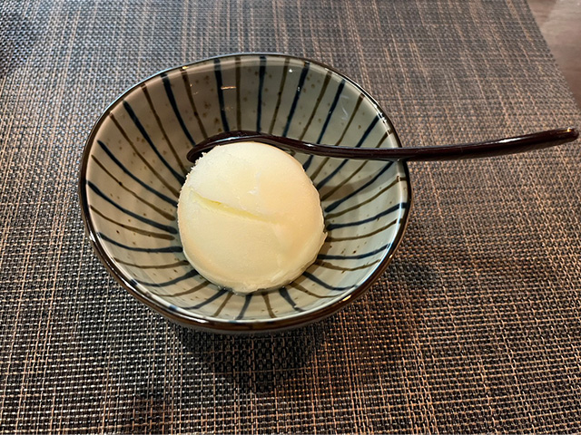 創作料理屋「肴菜 サンノセン」さん　柚子レモンシャーベット